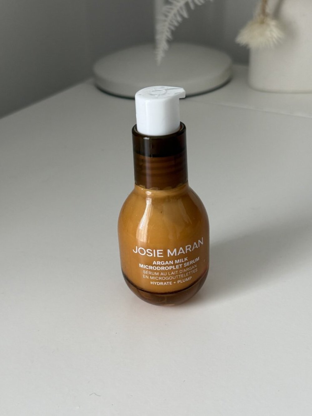 NWT Josie Maran Argan Milk Microdroplet Serum